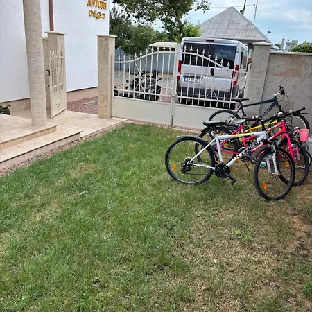 Casa Di Antoni Pensiune *